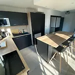 Splendide 70m2 Balcon + Parking 클레르몽페랑