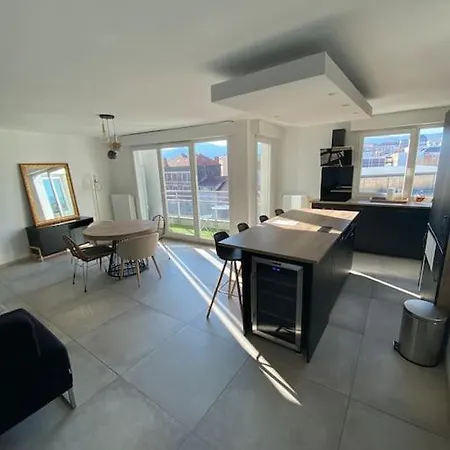 Splendide 70m2 Balcon + Parking *