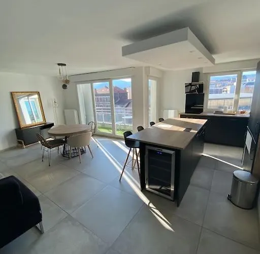 Splendide 70m2 Balcon + Parking *